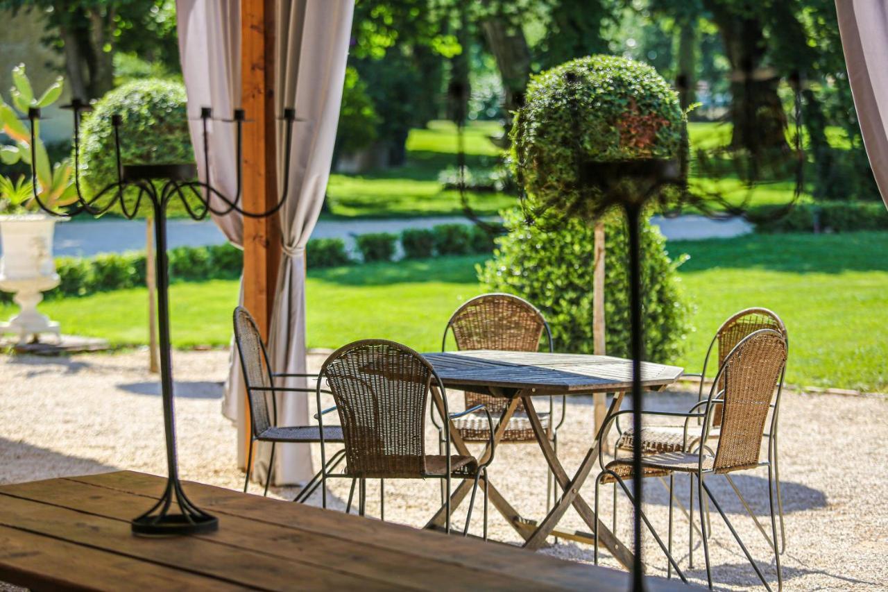Le Manoir Du Thouron Saint-Sulpice (Oise) Exterior foto